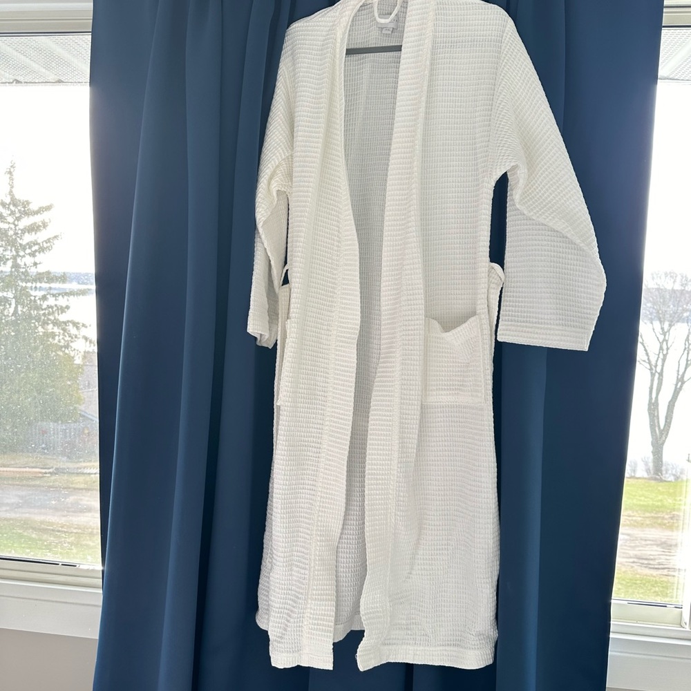 White Waffle Knit Robe